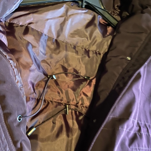 Beautiful, warm winter coat - Picture 3 of 6